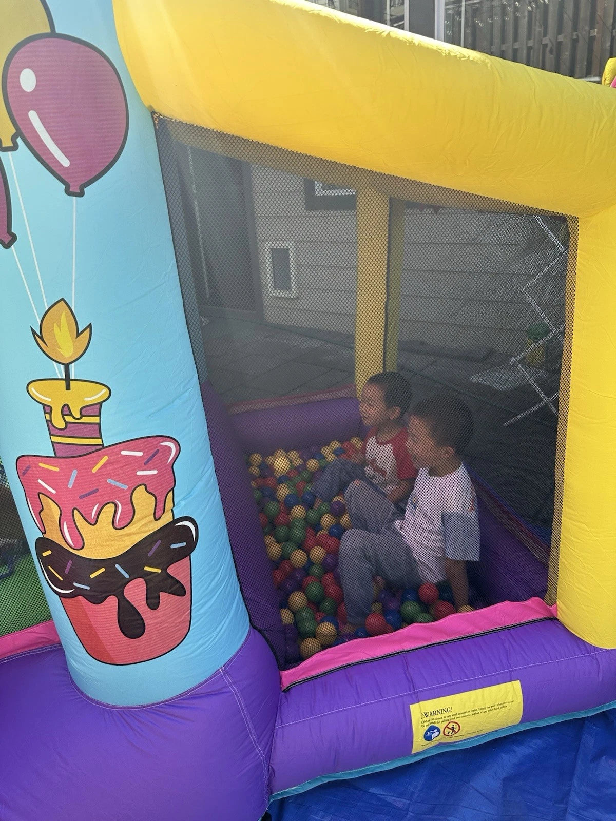 Flobo Doughnuts Bouncy Castle For Kids 290 x 270 x 220cm