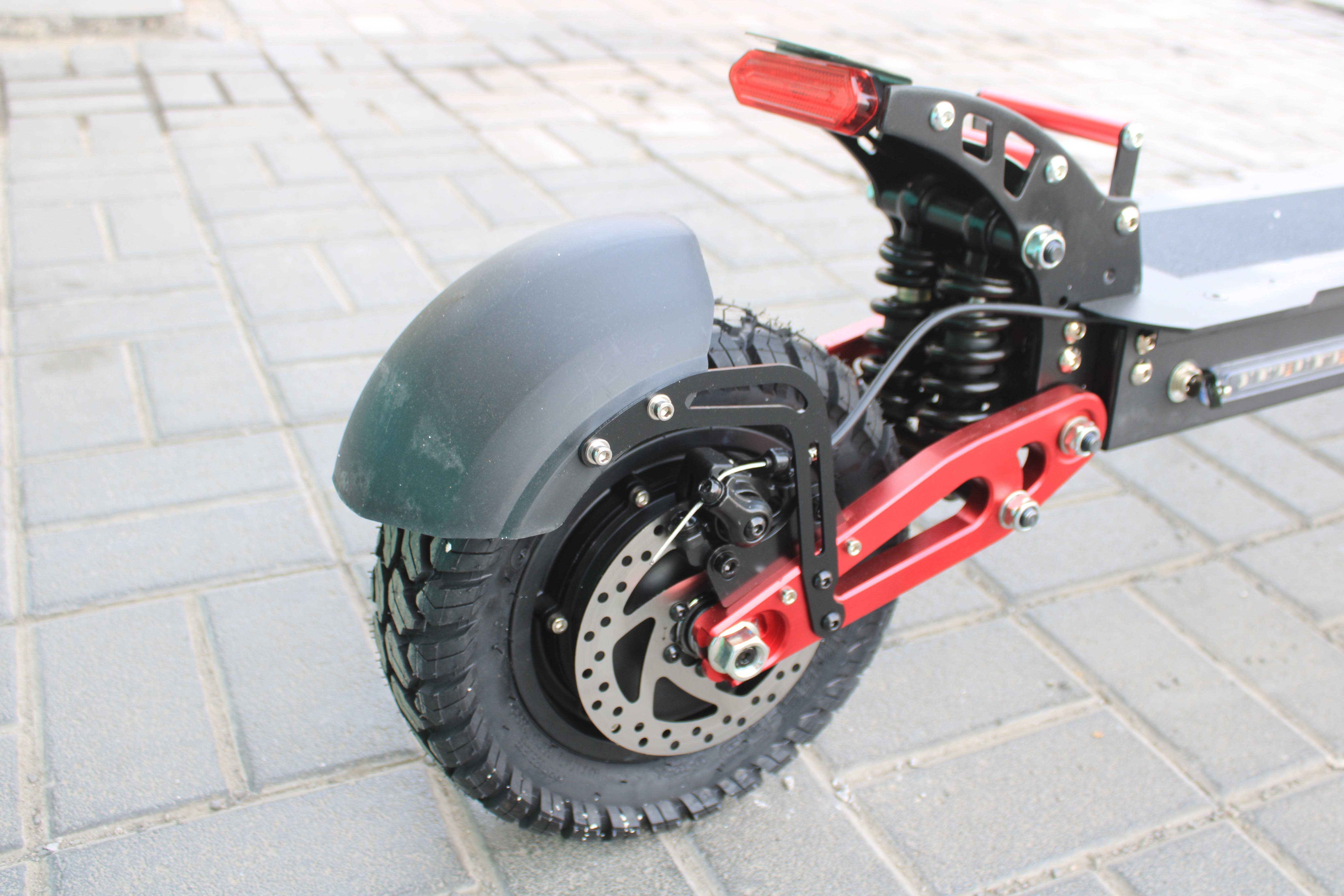 Cruza Electric Scooter by Leaders Pro